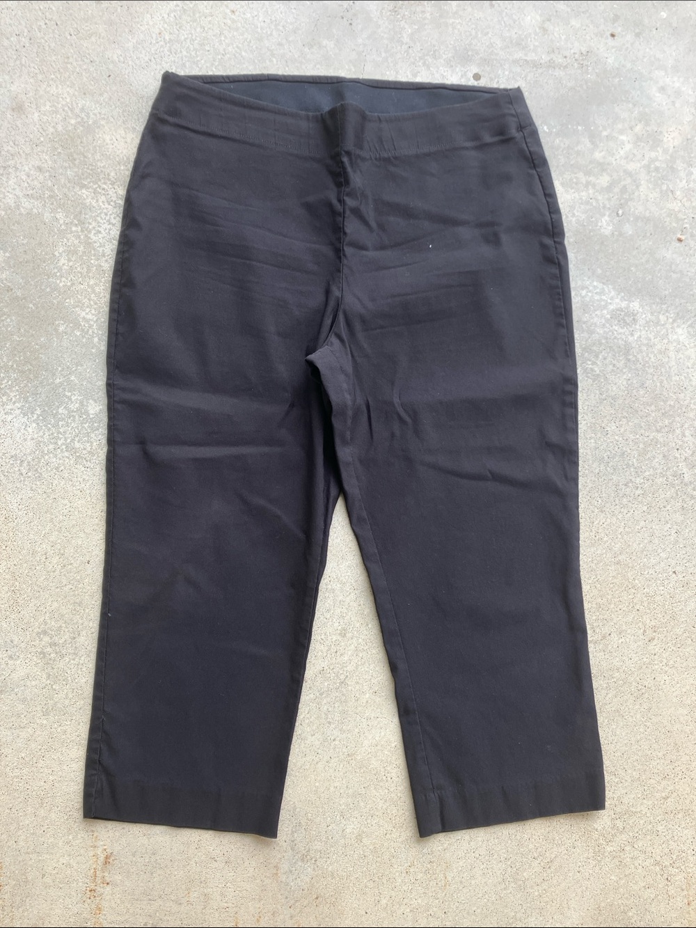 Chico's Black Stretch Career Cropped Pants/Capris, 14